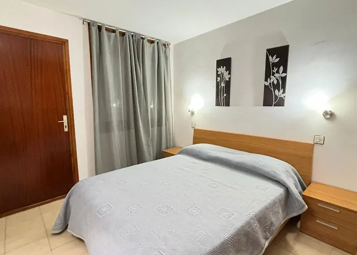 Meda Chica 2d ロザス